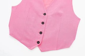 Conjunto Vintage: Colete e Shorts Rosa Monocromático com Gola V - DermeBela